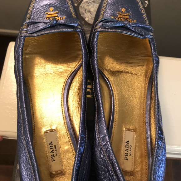 Prada blue metallic flats w box and shoe bags - Picture 6 of 8
